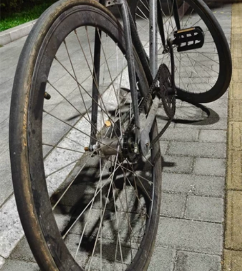 闲置物品盆友骑的死飞不用了叫我卖掉,仅限自...