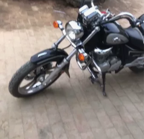 铃木悦酷150太子摩托车 17年最后一批铃...