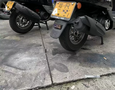 出售桂R私户 酷奇有牌有证 免审6年 欢迎...