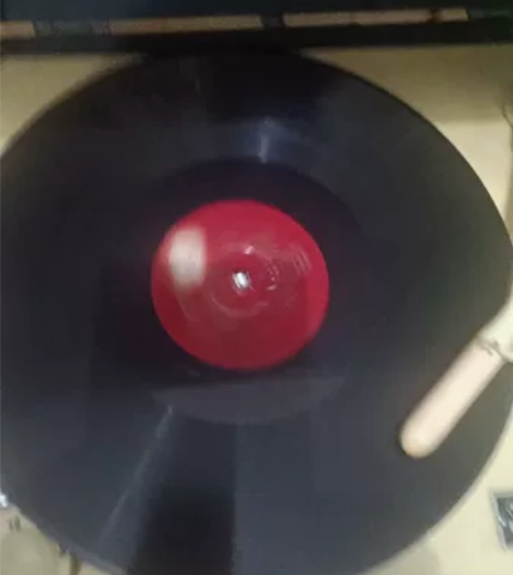 78转钢针唱片，电影《迷途的羔羊》主题曲《...