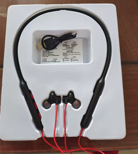 运动耳机，全新未使用。 感兴趣的话点“我想...