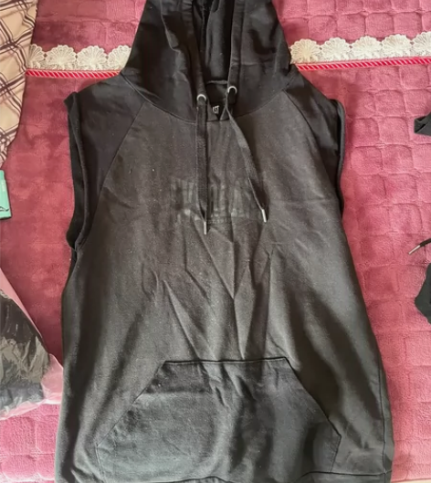 拳击世家的无袖s码欧码偏大本人175 13...