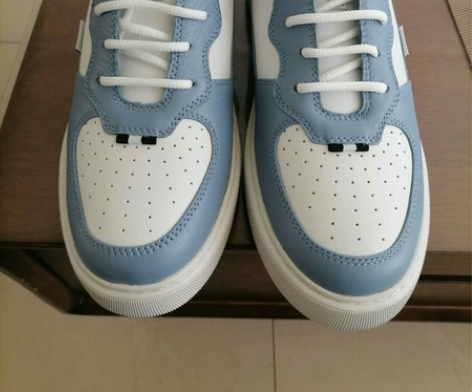 BALLY/巴利男士高帮运动鞋。40码，牛...