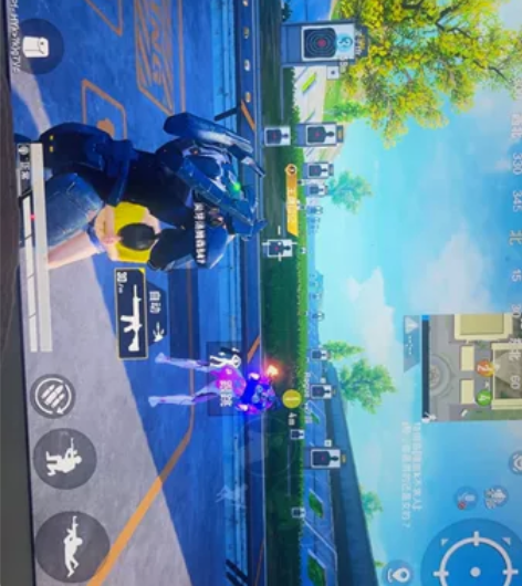 华为平板，看电影玩游戏没有问题，流畅运行，...