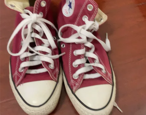 高帮酒红色匡威 v商购入 高f品38码 2...