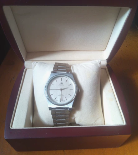 上海牌机械手表 ，八十年代经典款式，原装全...