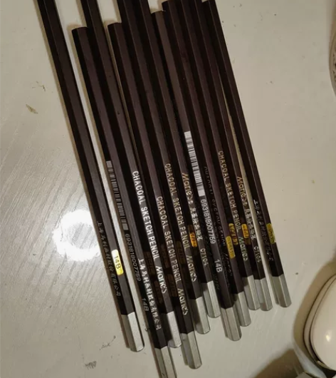 马利和马可素描铅笔共70支笔 会送八支零散...