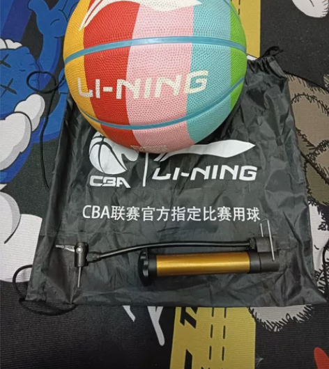 李宁7号篮球，买来练，三分钟热度，没打过，...