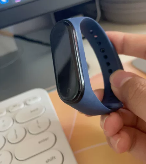 小米手环5NFC 无充电器包装 没电了 包...