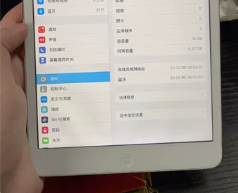 标价出售iPad mini2 16gb。换...
