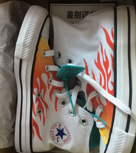 匡威 火焰 帆布鞋 感兴趣的话点“我想要”...