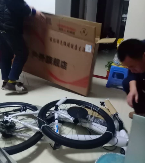 要回家过年了,还有一辆全新的,没拆包装的,...