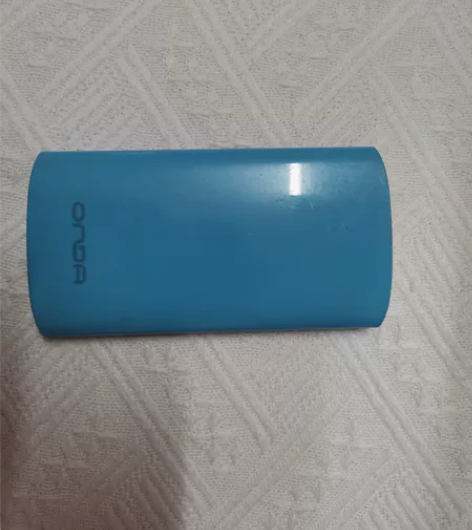 充电宝放在家里闲置，充电宝体积不大，而且不...