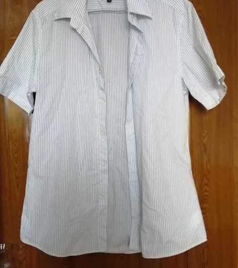 品牌男衬衫，175／1ooA，领子有些泛黄...