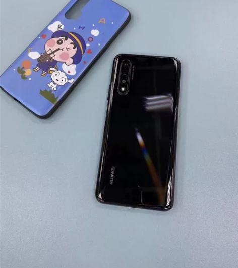 华为nova6  9成新 咱家的品质对得起...