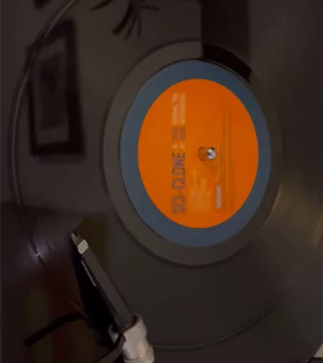 出一张黑胶 感兴趣的话点“我想要”和我私聊吧～￥80