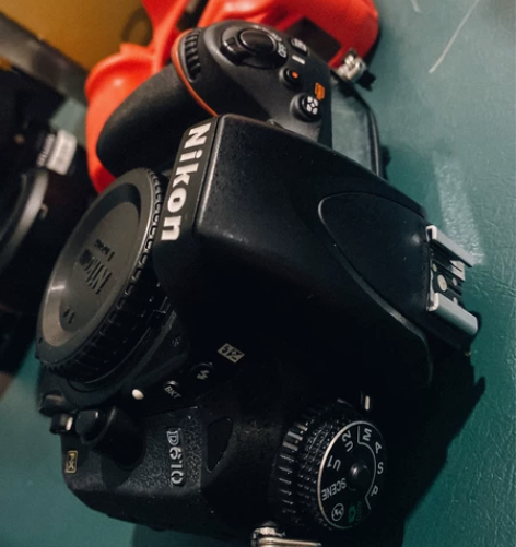 换了微单 所以出自用尼康单反 自用一手 保...