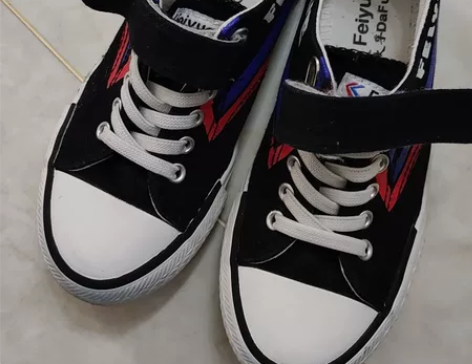 搬家闲置出售:儿童板鞋，国货飞跃，购买与重...