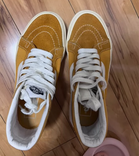 vans姜黄色37码喜欢私信我 感兴趣的话...