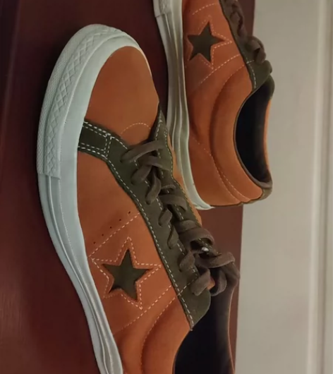 匡威7.5成新 感兴趣的话点“我想要”和我...