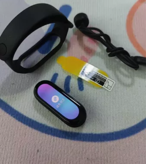 小米手环6NFC 8新，成色较差，参考详情...