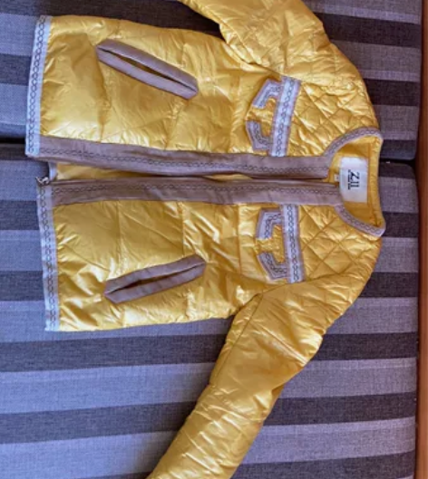 Zll短款羽绒服S码 感兴趣的话点“我想要...