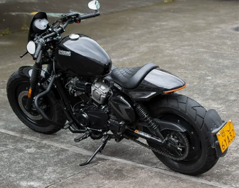 改装座垫运动者风格直上短尾灯带单人坐垫