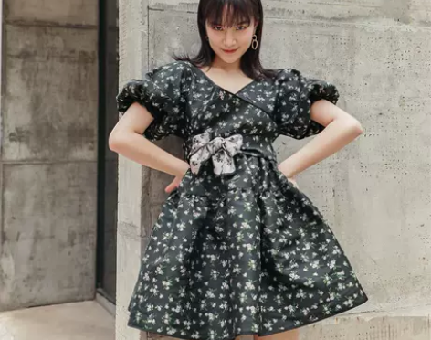 新款夏季复古法式双色提花交叉捆绑蓬蓬裙高…...