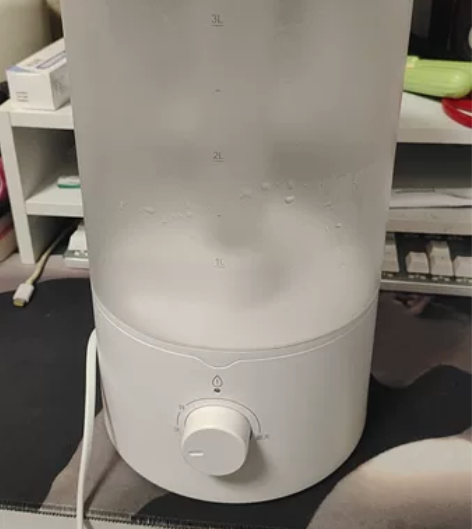 美的加湿器自定义八成新，3L大容量，出雾可...