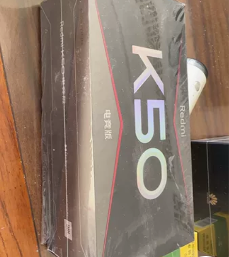红米K50电竞版，最酷的银色，8+128。...