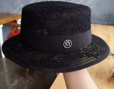 字母M蕾丝平顶礼帽网帽宽檐帽 春夏款 不退...