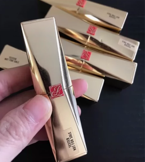 雅诗兰黛金管口红301 全新 保真 48一...