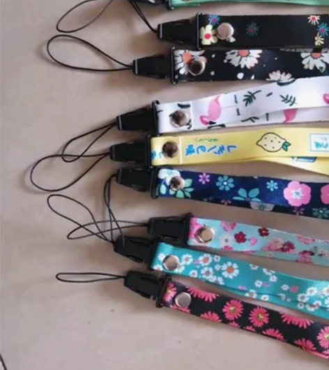 之前做手机配件，关门大吉剩下的手机挂绳，各...