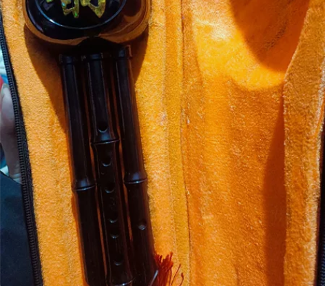 葫芦丝 C调的双管 新买的，原来给女儿换的...