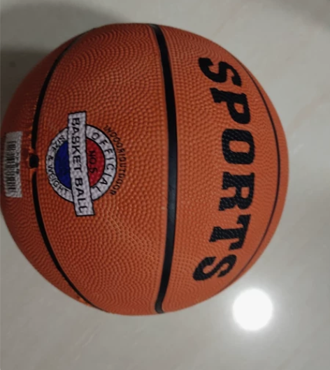 全新5号蓝球, 买篮球加送一个全新风筝 感...