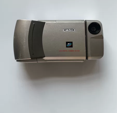 出卡西欧qv100  翻转镜头可自拍 初代...