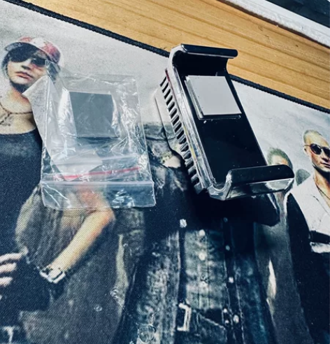 第一卫手机散热器半导体制冷背夹游戏降温神器...