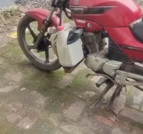 出售雅马哈125摩托车 感兴趣的话点“我想...