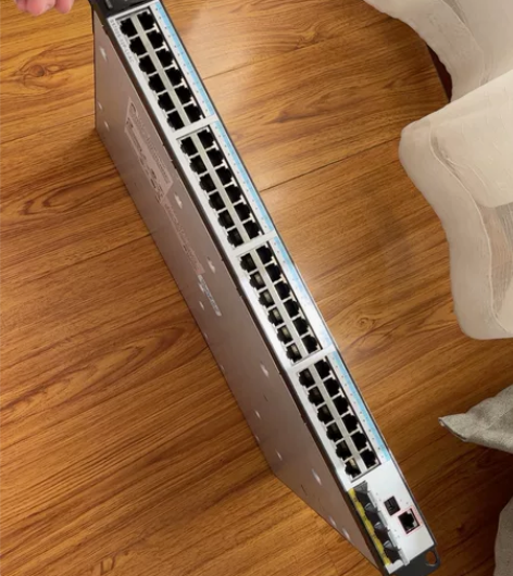 Huawei/华为华为s5700s-52p...