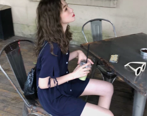 胖子王老板 V领阔腿连体裤短裤女夏2019...