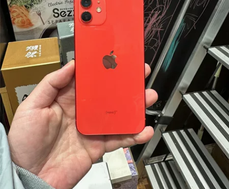 苹果12 128红色5g双卡，成色新，无拆...