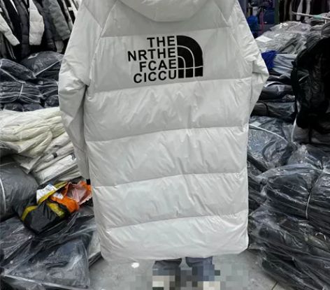 全新:品牌加厚长羽绒服男士加厚羽绒外套青少...