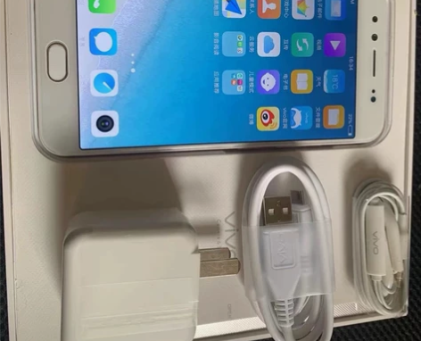 vivox9几乎全新的正版手机，只用了一两...