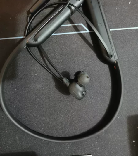 索尼（SONY）WI-1000XM2 颈挂...