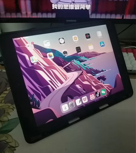 ipad 2020 8代 9成新 完好无损...