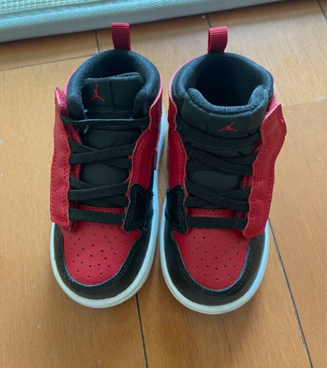 Jordan AJ1 黑红配色乔丹篮球鞋乔...