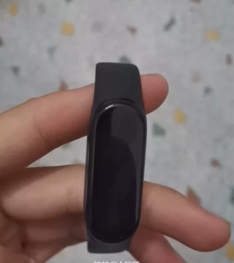 小米手环4NFC版本成色很好大概9成新手环...