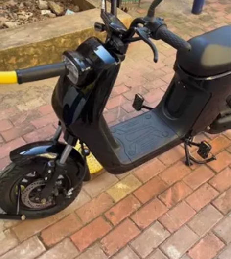 新国标电动车 送外卖用的 锂电池10月份2...