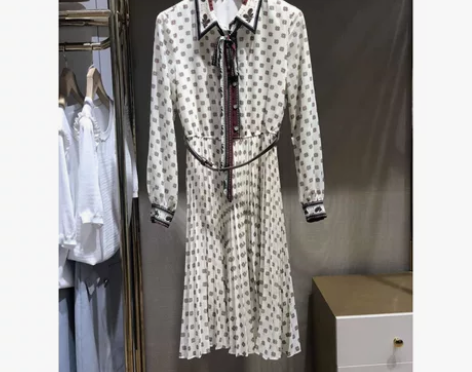 海红袖珍2021春新印花雪纺连衣裙女中长款...