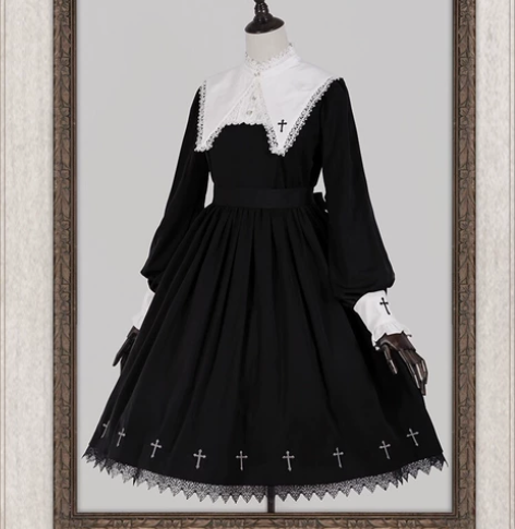 东之森无名诗 全新M码 有假领和腰带 四团...